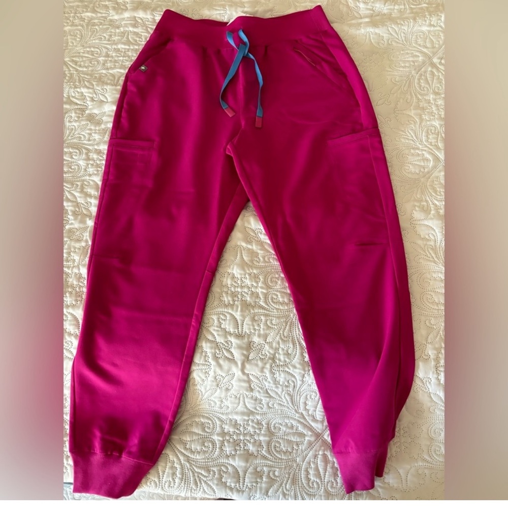 Figs raspberry sorbet. Sets NWT